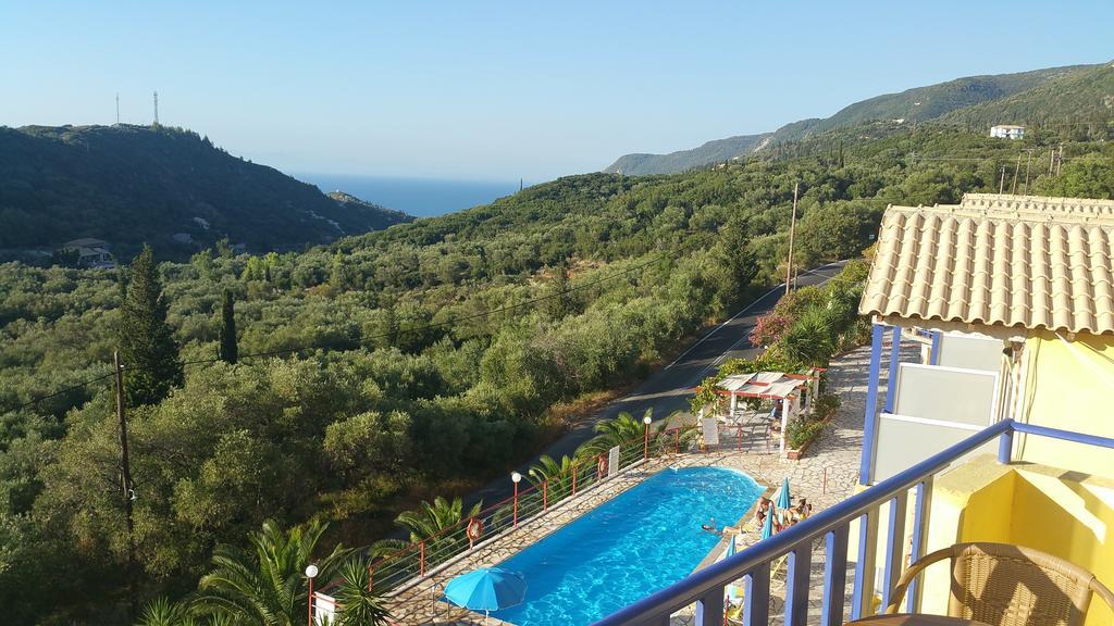 Politia Hotel Ayios Nikitas Ngoại thất bức ảnh