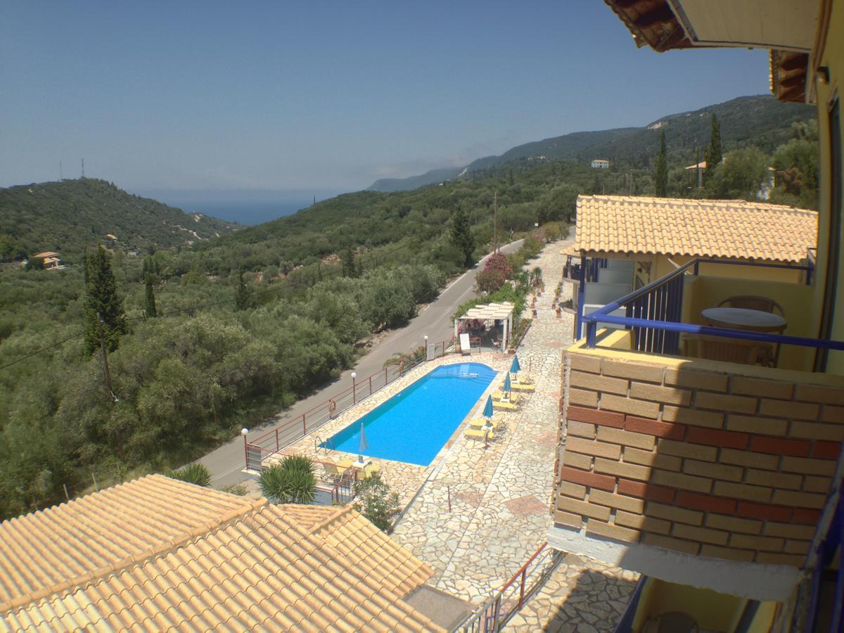 Politia Hotel Ayios Nikitas Ngoại thất bức ảnh